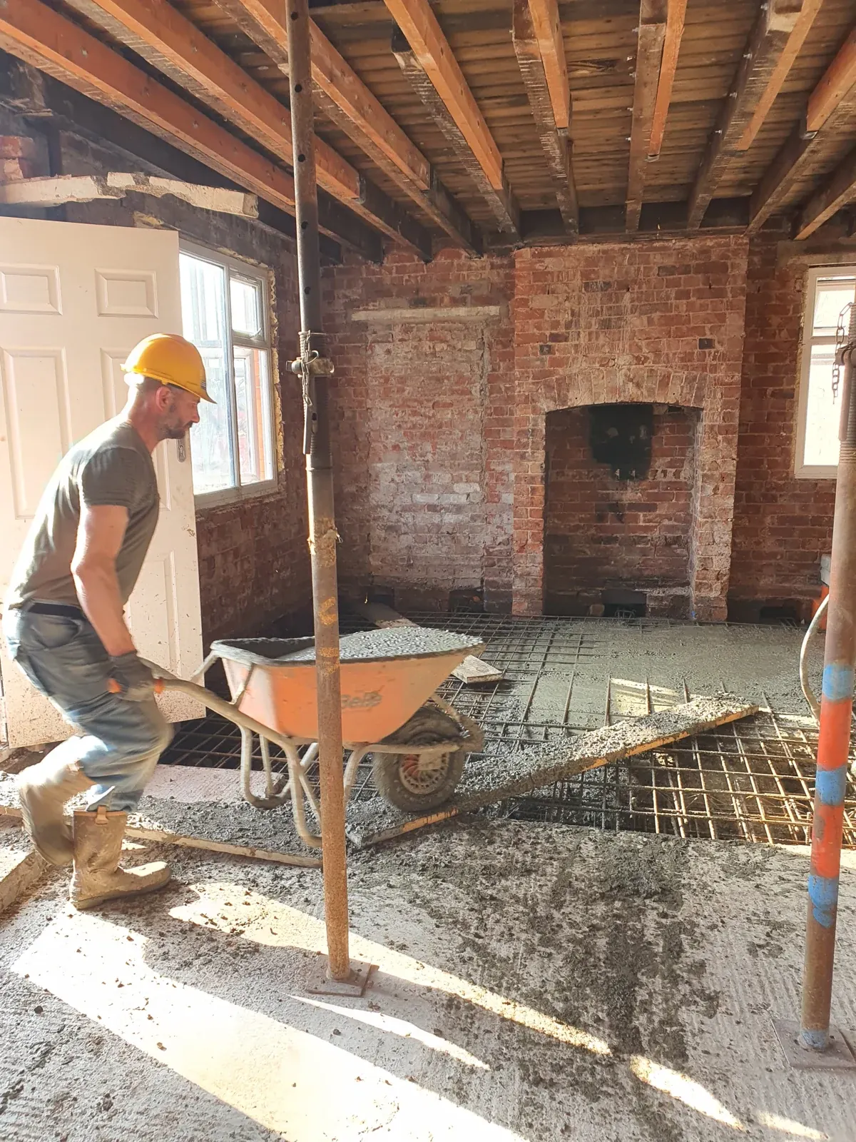 Placing concrete during floor works