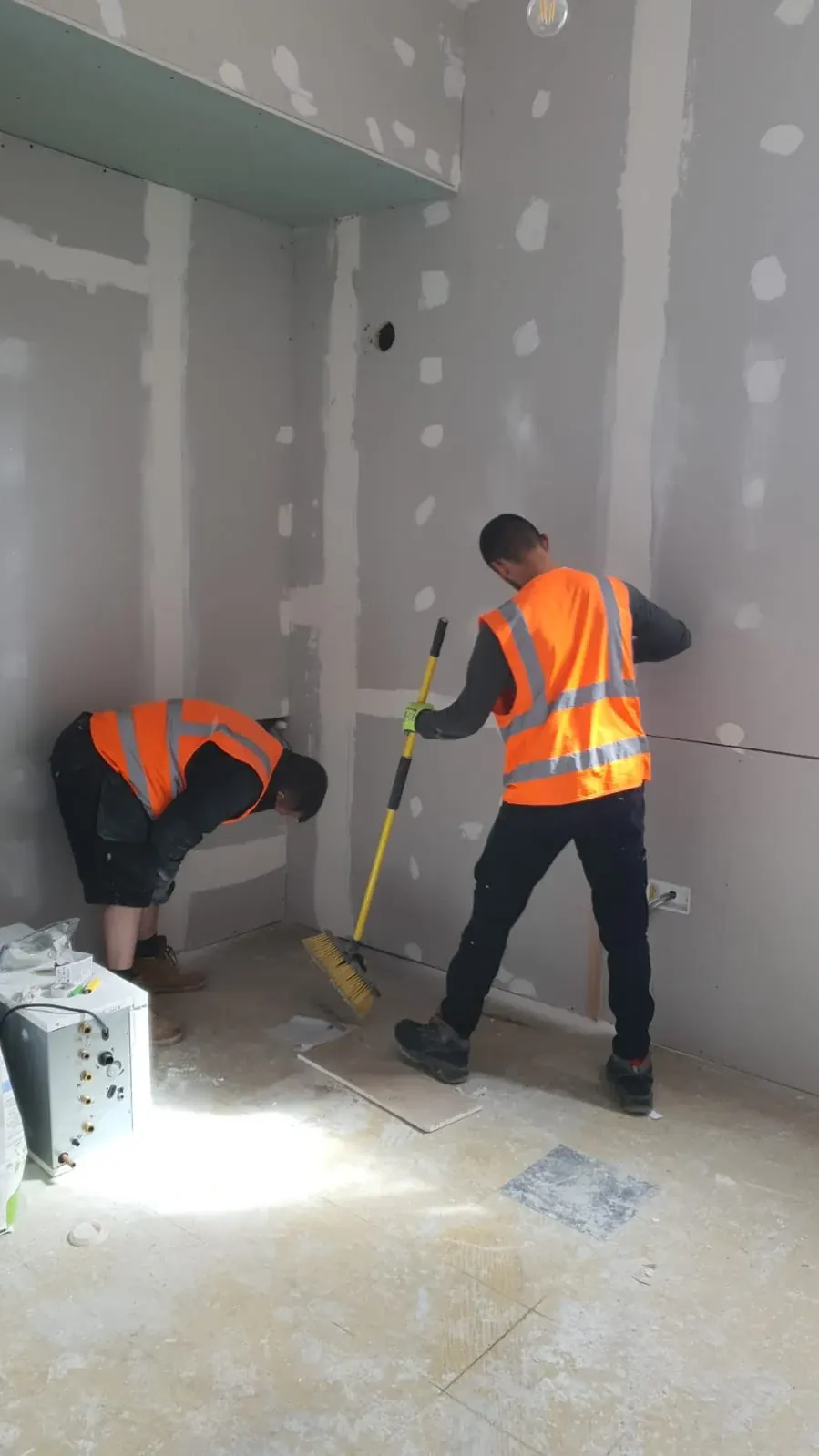 Clearing the room during interior work