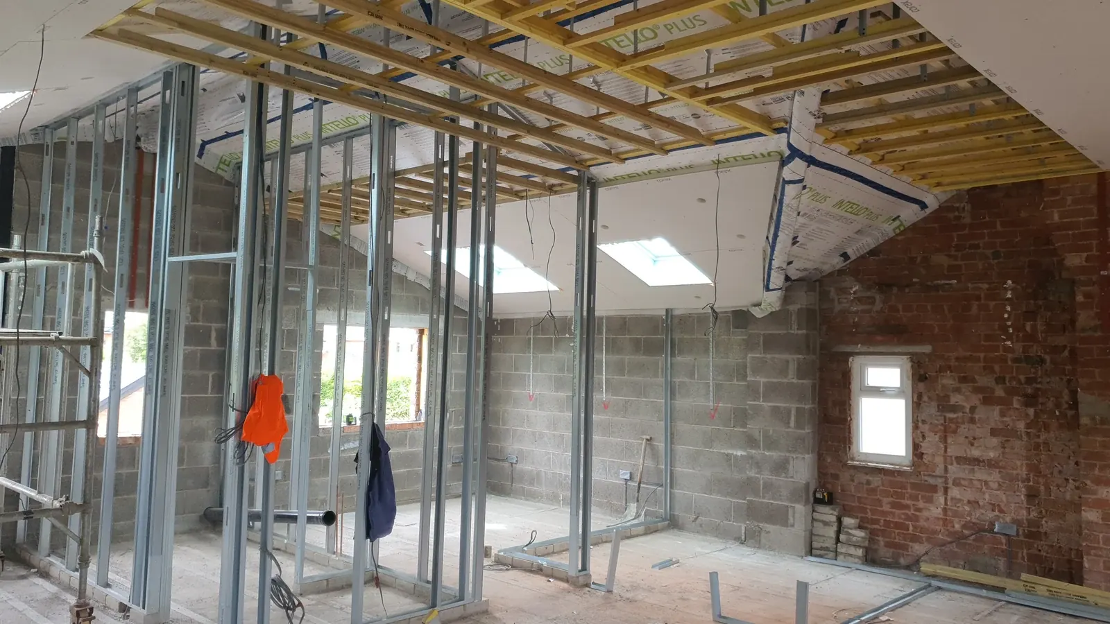 Internal partitions and first fix